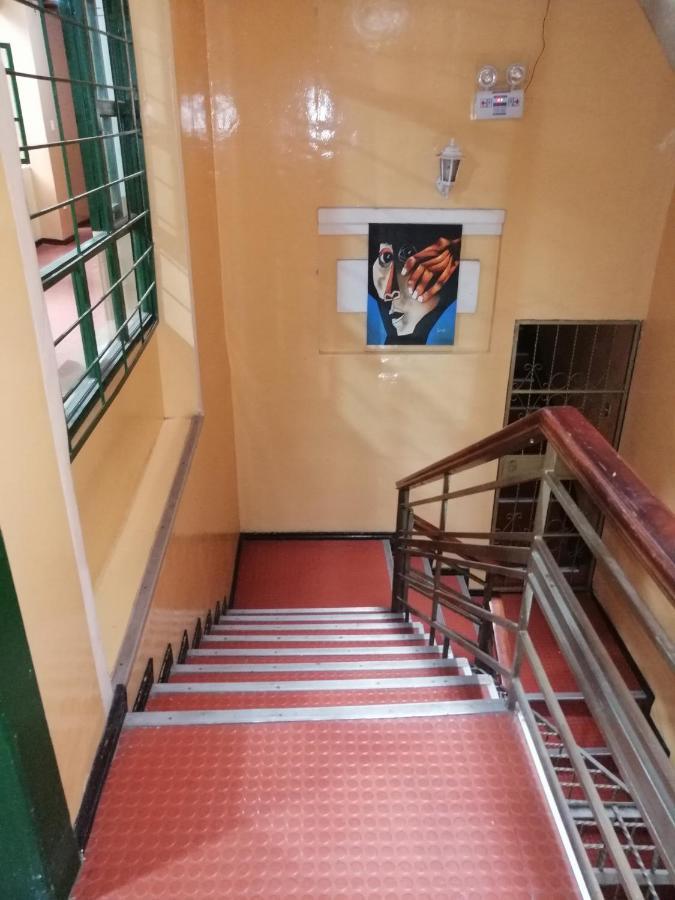 Hostal Victoria Кито Екстериор снимка