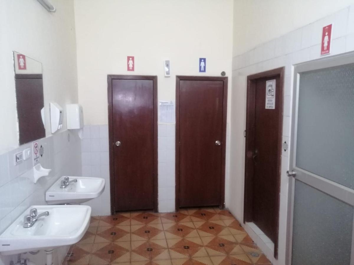 Hostal Victoria Кито Екстериор снимка